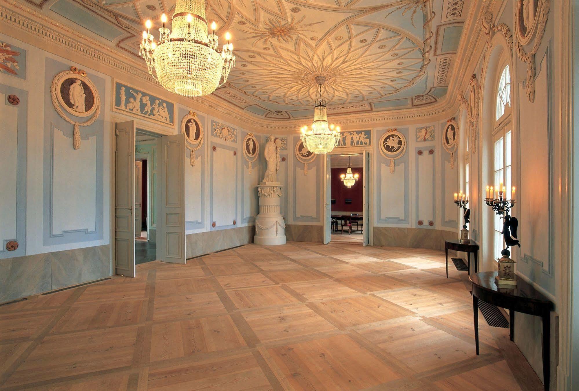 Hotel Schloss Neuhardenberg Interno foto